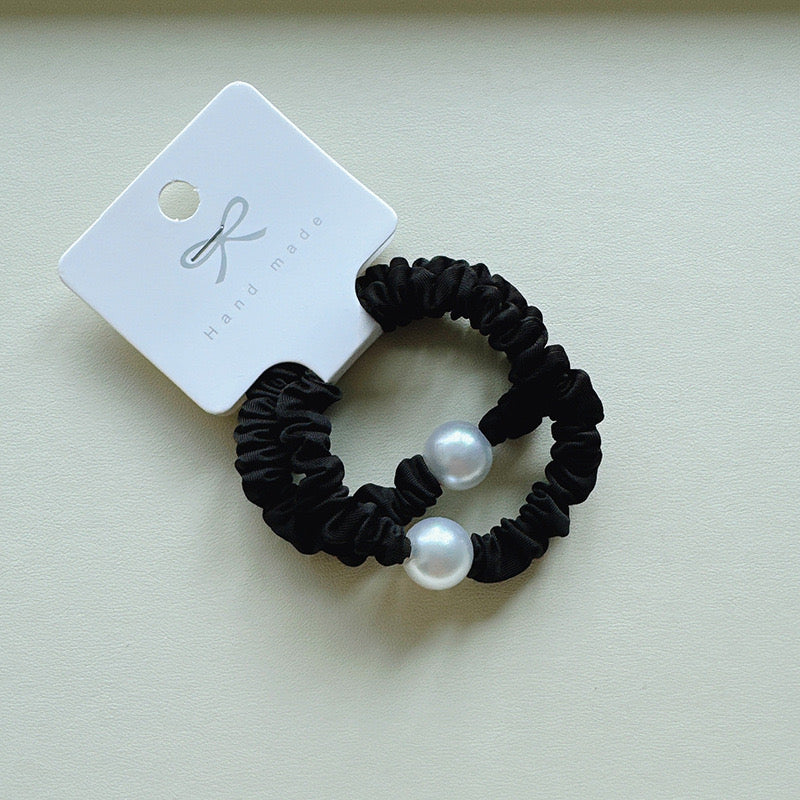 Accessories - Pearl Scrunchie Pack-Black - Goodie Goodie
