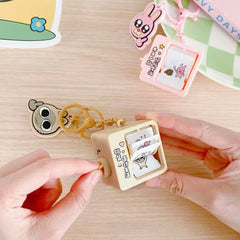 Dancing Carrot Flipbook Animation Keychain