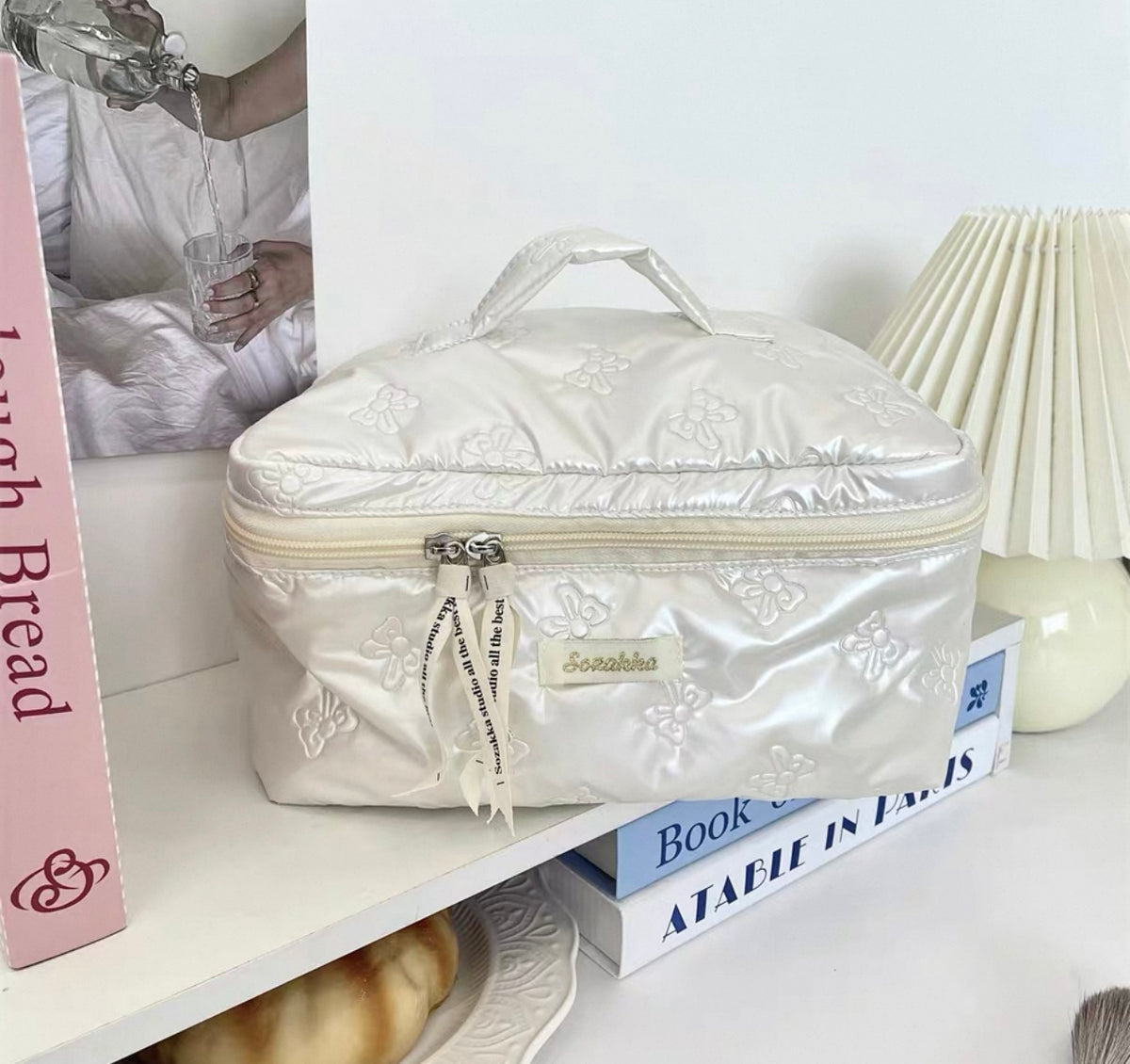 Cosmetic Bag 23x18x15cm - White