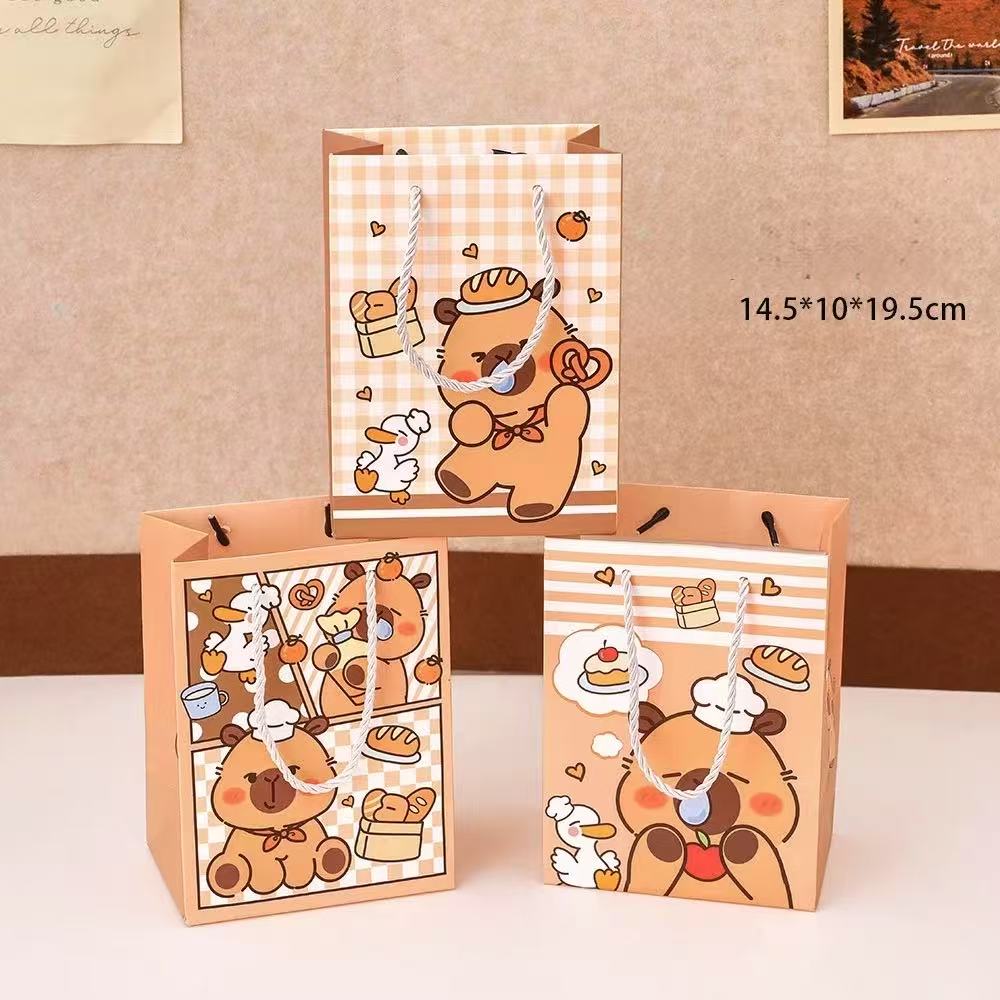 Capybara Gift Bag 14.5x10x19.5cm Small Assorted