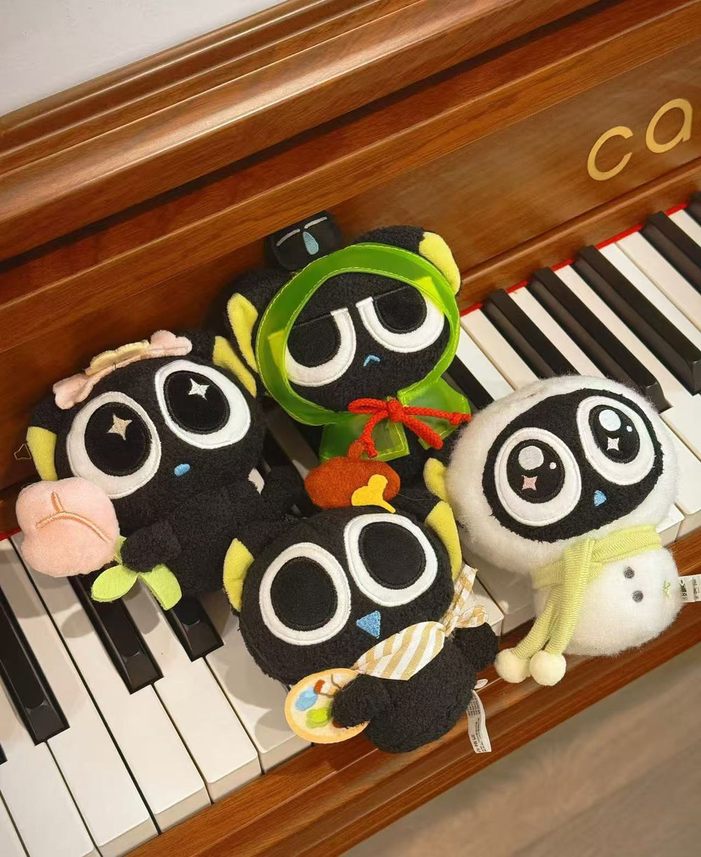 Tech & Toys - Little Black Cat Four Seasons Plush Key Ring Blind Box - Goodie Goodie
