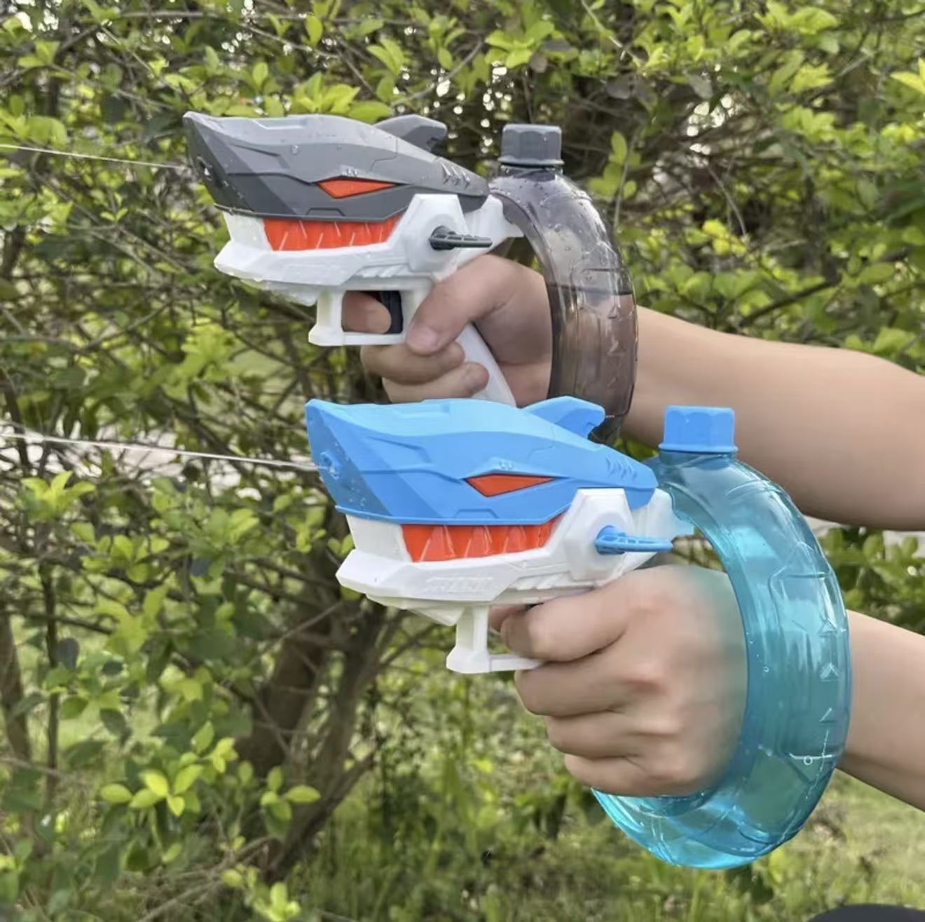 Tech & Toys - Electric Shark Water Gun – Blue (Copy) - Goodie Goodie