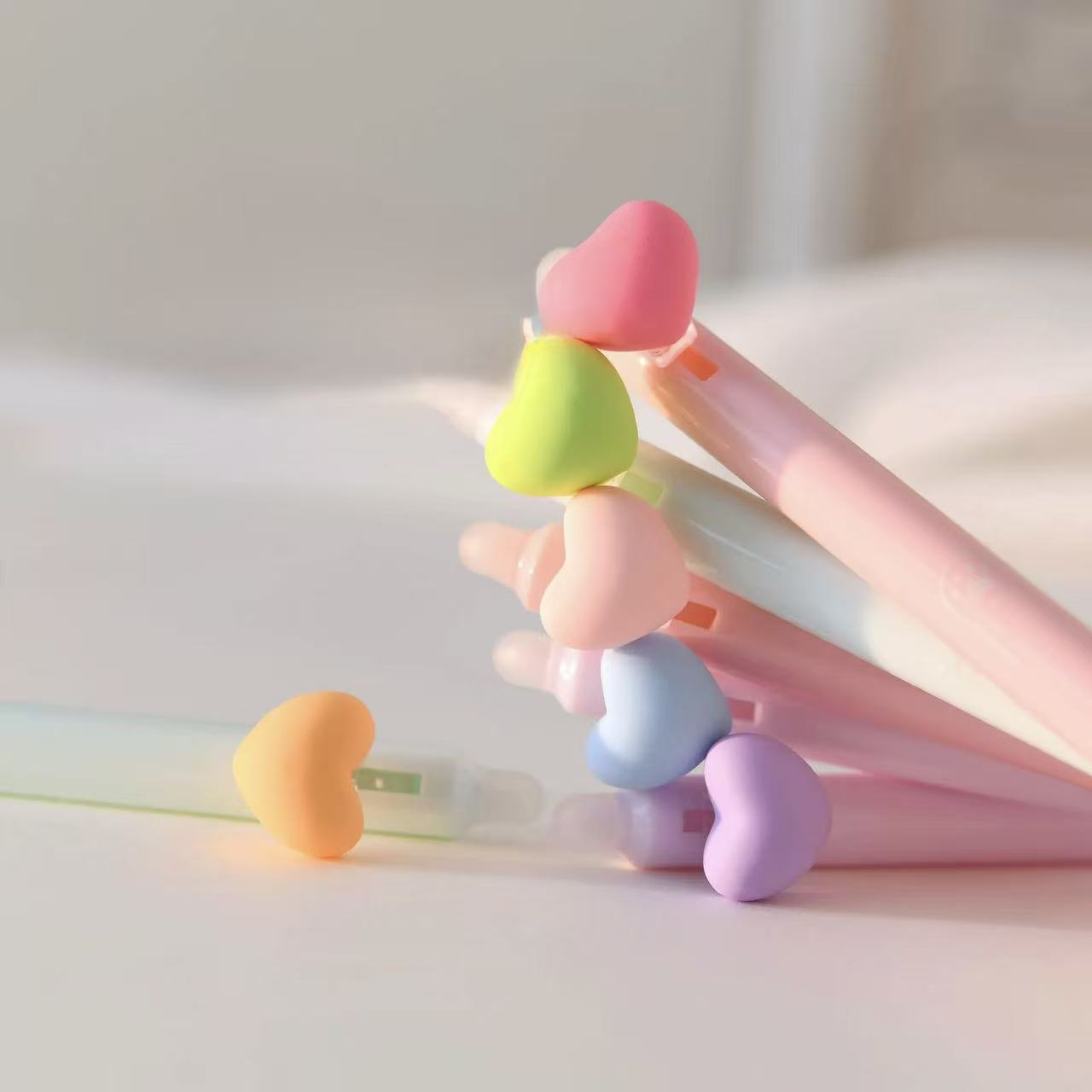 Candy Color Heart-Shaped Erasable Pen 0.5mm