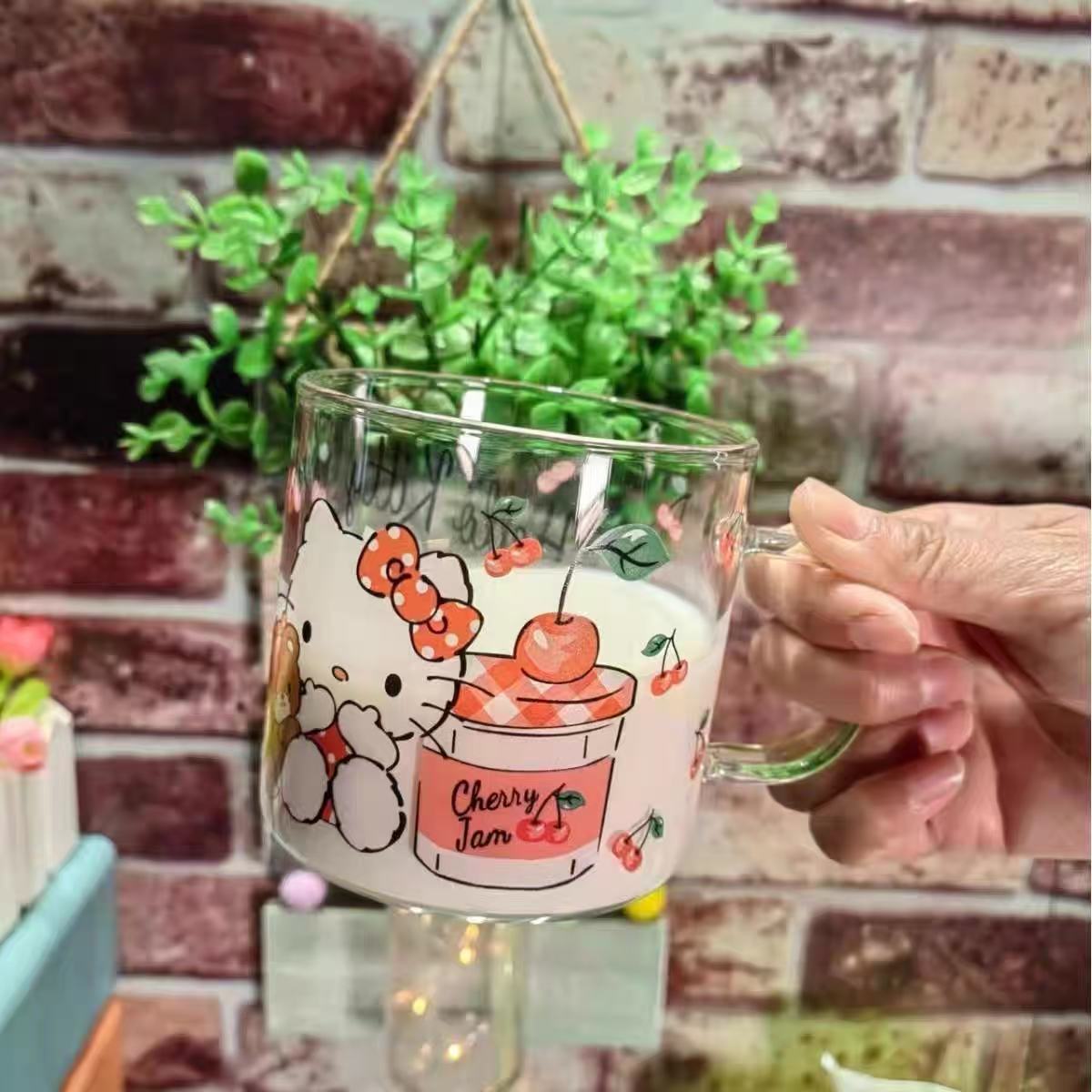 Hello Kitty Milk Glass Mug 450ml