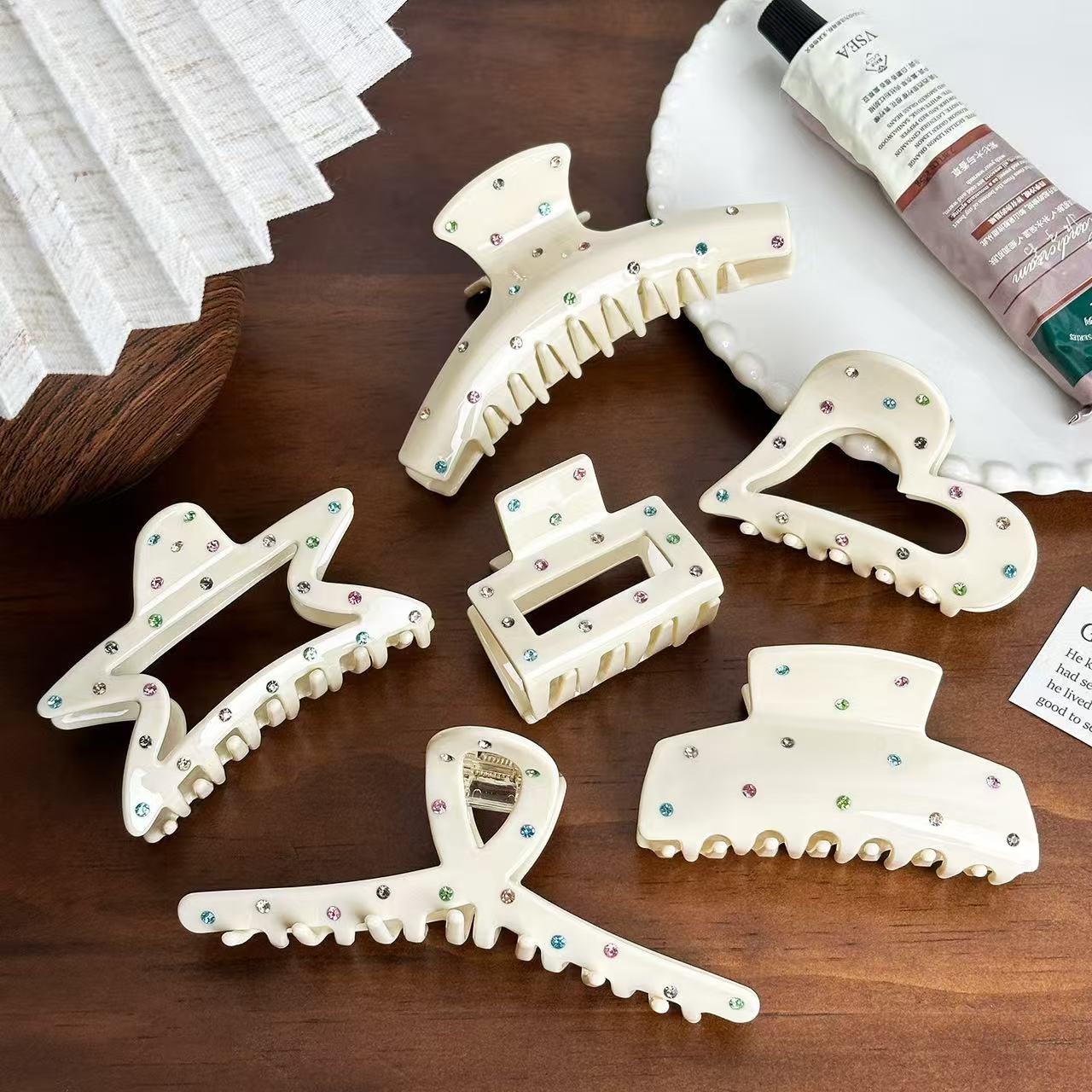 Colorful Rhinestone Acrylic Hair Claw 8.9cm T-shaped