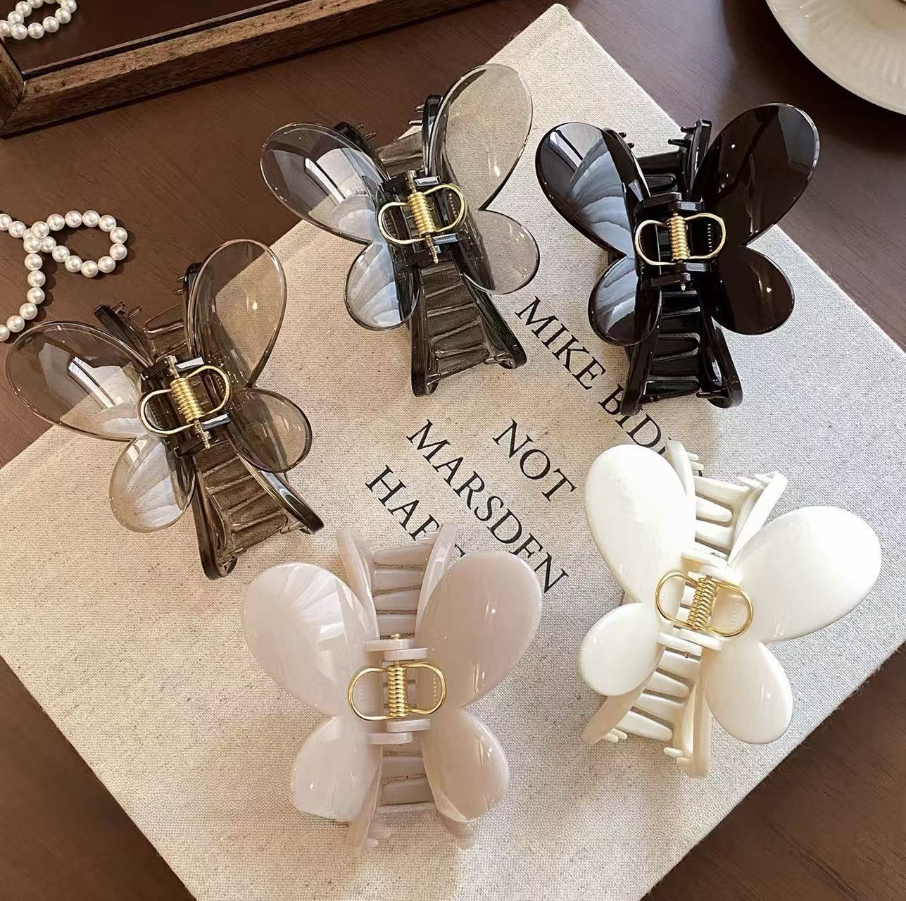 French-Style Butterfly Hair Claw Clip 10 cm – Chocolate Brown