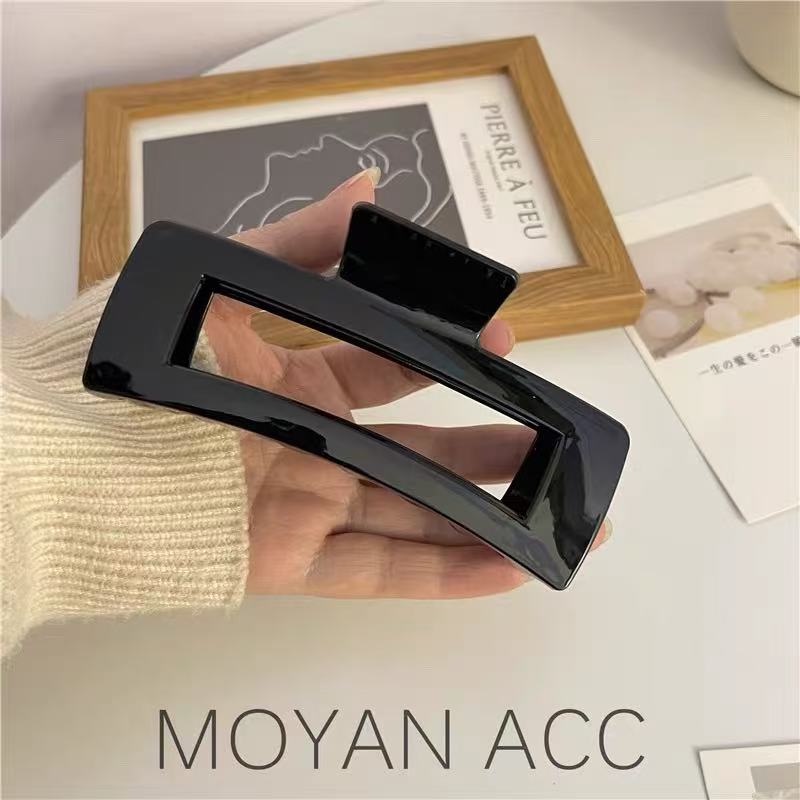 Chic French Minimalist Square Hair Clip XL 12.5 cm – Black